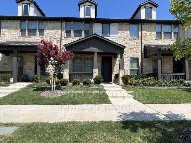 North Richland Hills Townhome for rent 