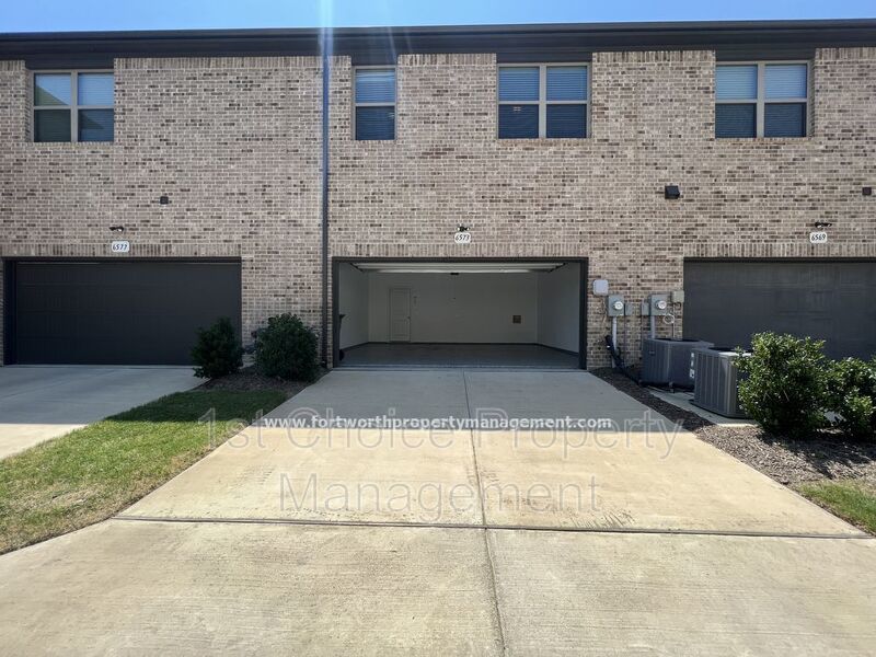 North Richland Hills Townhome for rent 