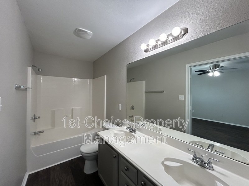 Nice Townhome for rent in Ft Worth property image