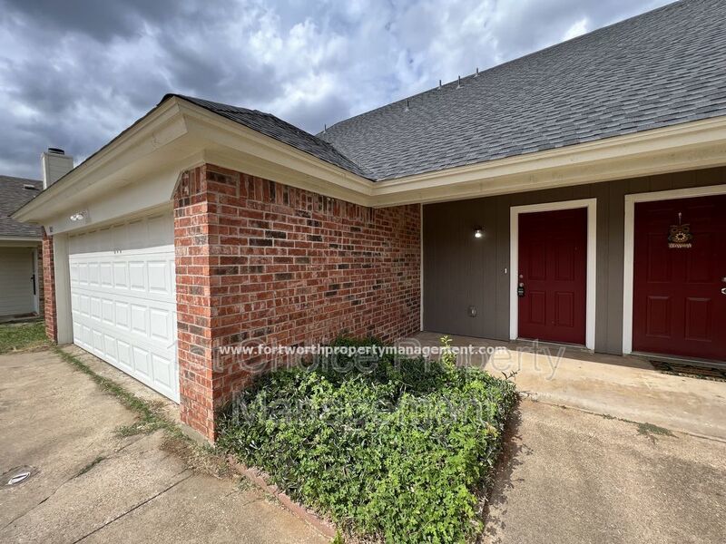 North Richland Hill Texas Duplex For Rent property image