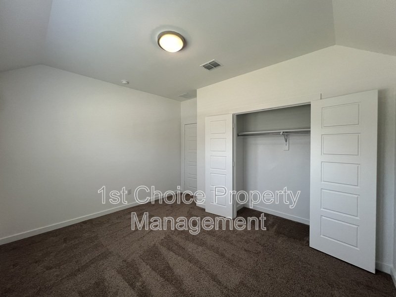 Rentals in Fort Worth! Welcome Home! Spacious Family-Friendly Rental in Saginaw ISD property image