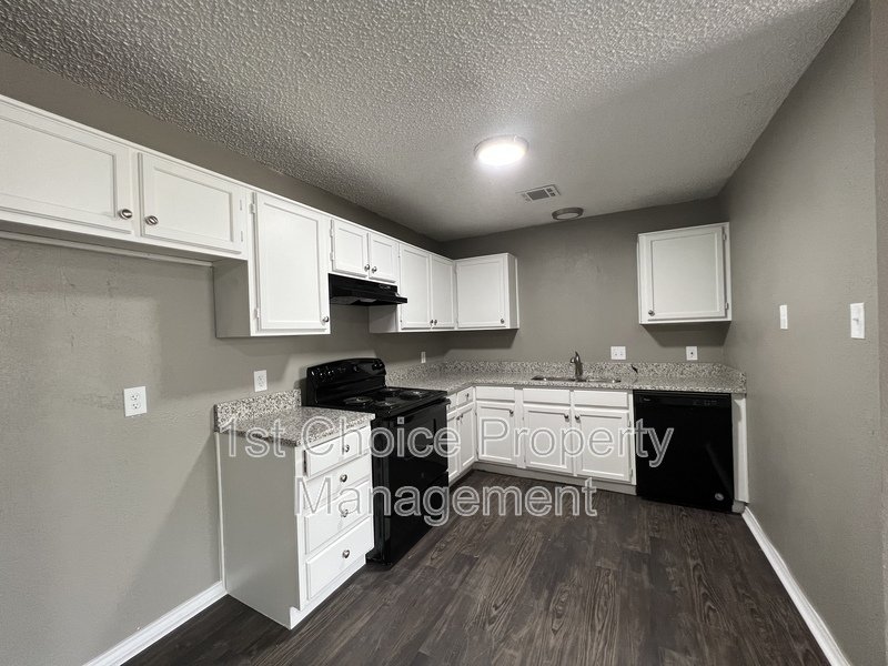 Duplex for Rent in West Fort Worth property image