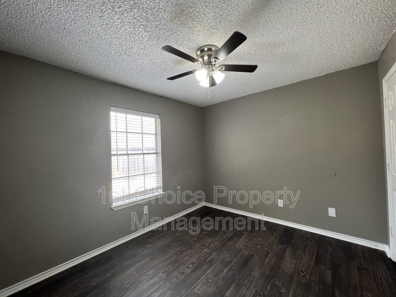 Duplex for Rent in West Fort Worth property image