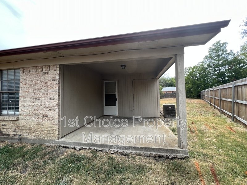 Duplex for Rent in West Fort Worth property image